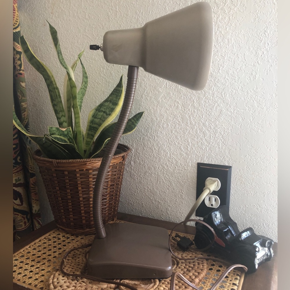 Industrial MCM Gooseneck Brown Table Lamp - Picture 5 of 14